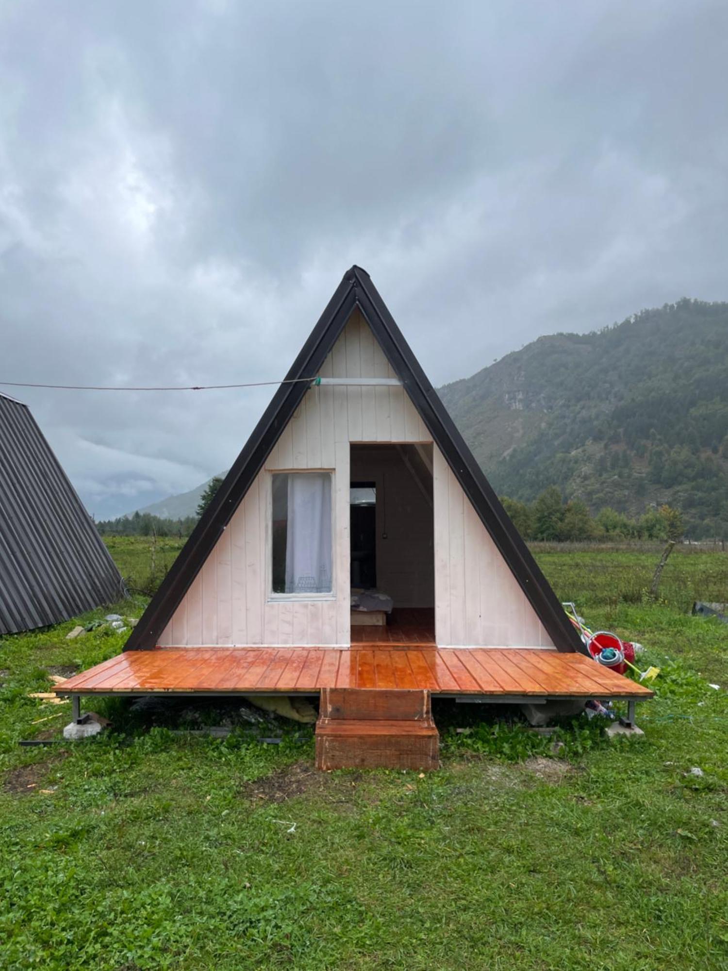Guest Hause 2 Tente de luxe Valbone